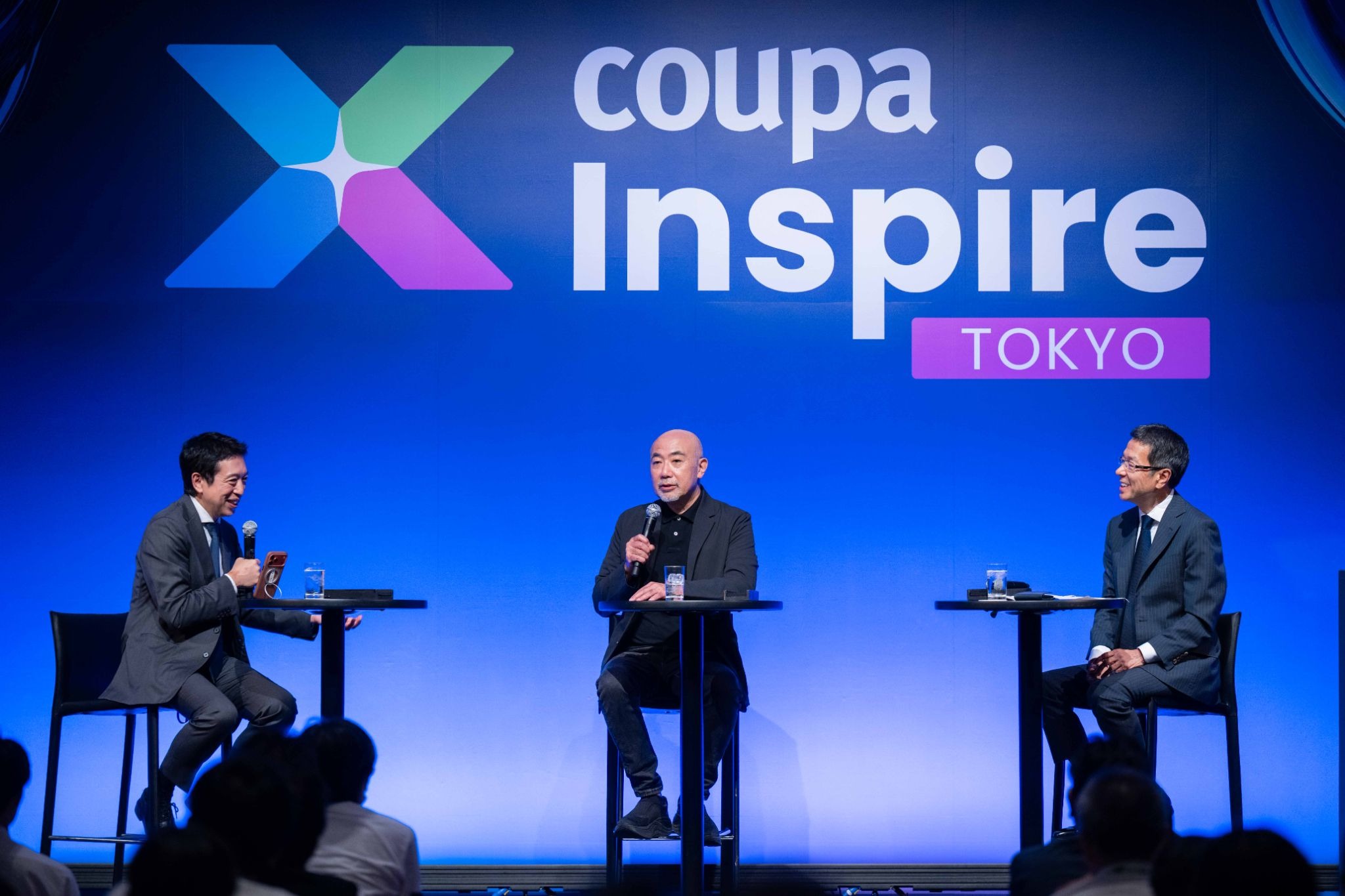 樋口氏と楠木氏による対談の様子